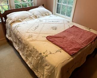 Preliminary walkthrough photo: 

Very nice full size bed. Head/foot boards,  mattress and box spring. 

There are two available! Great condition and clean!!