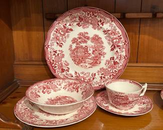Huge collection of Tonquin ~ Alfred Meakin ~ Staffordshire England China! MANY serving pieces! 