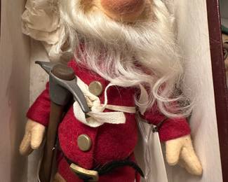 A RARE set of Michigan Artist - R. John Wright - Snow White and the Seven Dwarfs Dolls! 8 Dolls in their original boxes, complete! Made In Vermont!