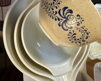 Vintage Pyrex Homestead Blue Cinderella Nesting Set of 4 Mixing Bowls 441-2-3-4