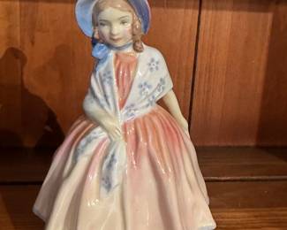 Stunning collection of Royal Doulton Figurines! And one adorable Hummel! 