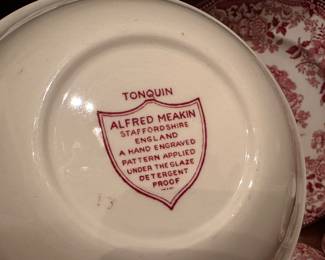Huge collection of Tonquin ~ Alfred Meakin ~ Staffordshire England China! MANY serving pieces! 