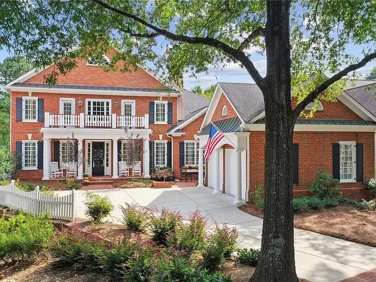 Maple Street Estate Sales 50 off Saturday... starts on 1/18/2024