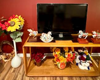 Philips LCD HDTV • MCM Etegare • Heretage House Carousel Horse Music Boxes