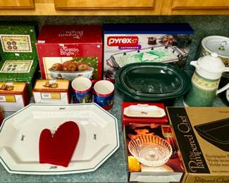 Pyrex Serveware • Crystal Dish • Porcelain Christmas Dishes
