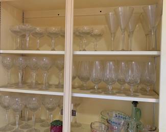 Several sets of crystal stemware