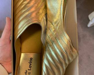Jacques Levine slippers, gold metallic