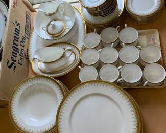 Paragon Athena dinnerware