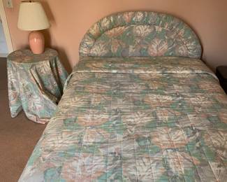 Double bed, tufted headboard