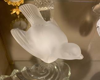 Lalique frosted bird
