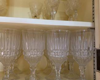 Several sets of crystal and glass stemware