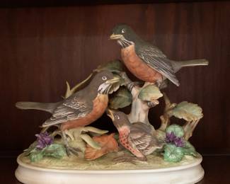 Andrea, porcelain, family of robins