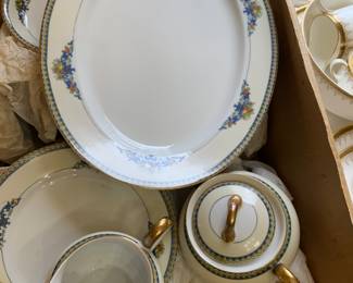Noritake Sorrento dinnerware