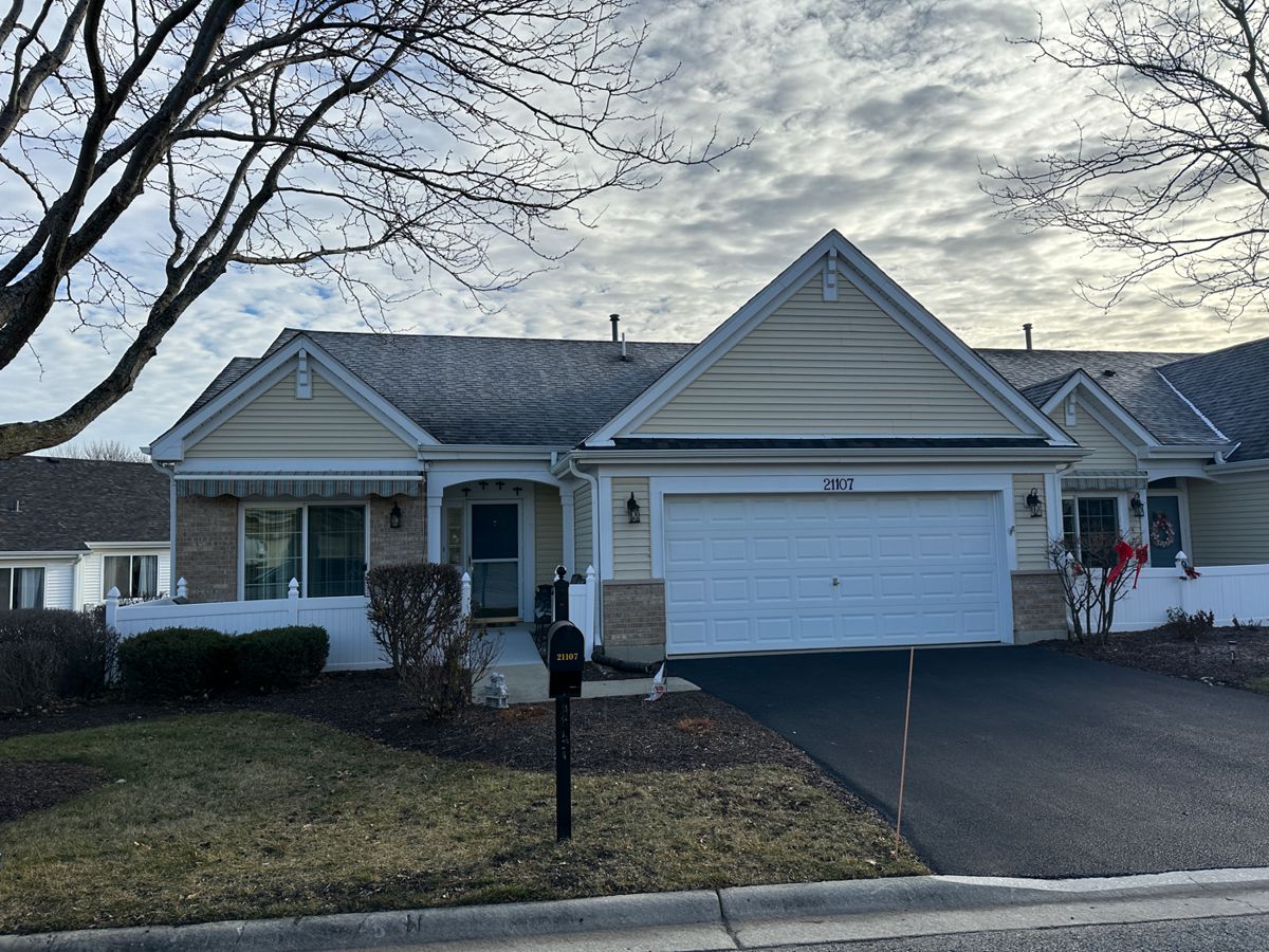 Carillon Club in Plainfield, IL starts on 1/19/2024