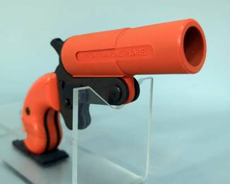 Cobray Marine Flare 12 ga Flare Gun, With 2 Firequest Capsicum Rds, In Box