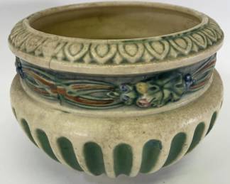 Roseville Pottery Corinthian Jardiniere