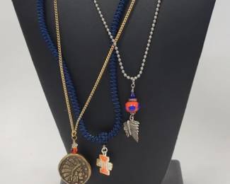 Lot of Fighting Illini Jewelry & Collectibles