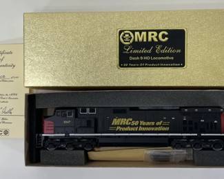 MRC Limited Edition HO C44-9W Diesel Locomotive