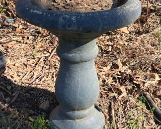 Outdoor Birdbath 