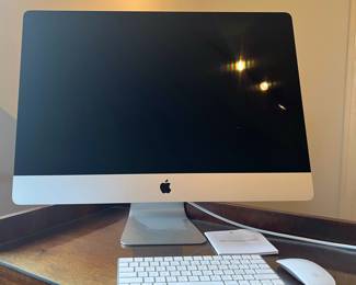 Apple 26” Thunderbolt Display with Keyboard and Mouse included. In excellent condition!!