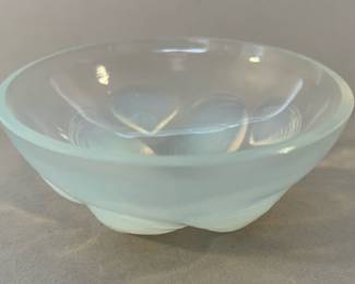 Vintage Sabino Paris Opalescent Glass Molded Clam Shell Bowl