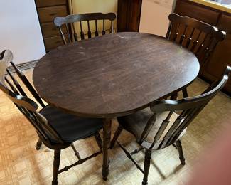 Kitchen table with 4 chairs