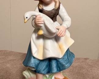 Homeco Taiwan figurine