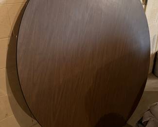 6' found folding table