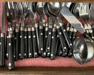 WF Mardi Gras flatware