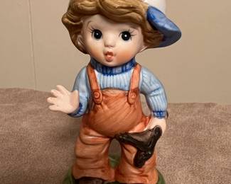 UCGC Taiwan figurine