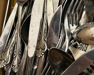 Stainless flatware