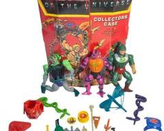 Fantastic RARE Vintage 1980s Masters of the Universe He-Man Collectors Case by Mattel with Action Figures Snake Face, King Hiss, and Tung Lashor Figurines PLUS Added Assorted Accessories see lot 673 more Masters of the universe