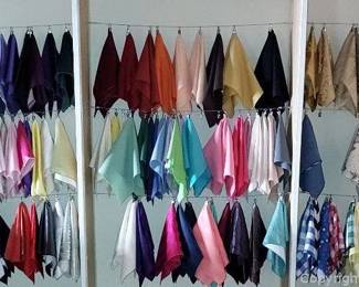 Wire and Hook Display System