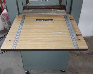 Chandler Commercial Fabric Swatch Cutter