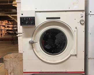 IPSO USA 125lb Commercial Gas Laundry Dryer