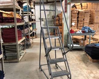 Tri Arc 5 Step Steel Warehouse Ladder