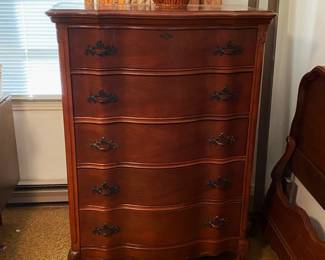 1960's French Provincial Bassett furniture - chest of drawers