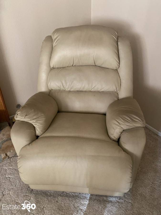 Estate Sale in Riverside, CA starts on 12/20/2023