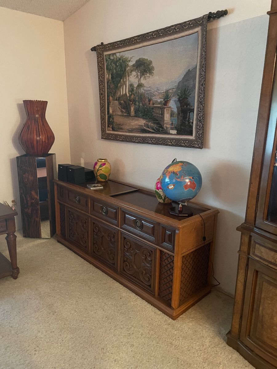 Yuba City Two Story Downsizing Sale starts on 1/19/2024