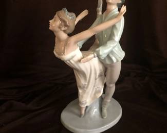 #4 NAO by LLADRO - DANZA ‘Dancing on a Cloud Ballet’ 00400 Romantic Dancing Couple Porcelain Figurine #00400. Mint Condition, Comes with Box. This collectible figurine was originally designed by Francisco Catala in 1983, retired 1996. Measures 12 ¾ T X 8 ¼ W $275