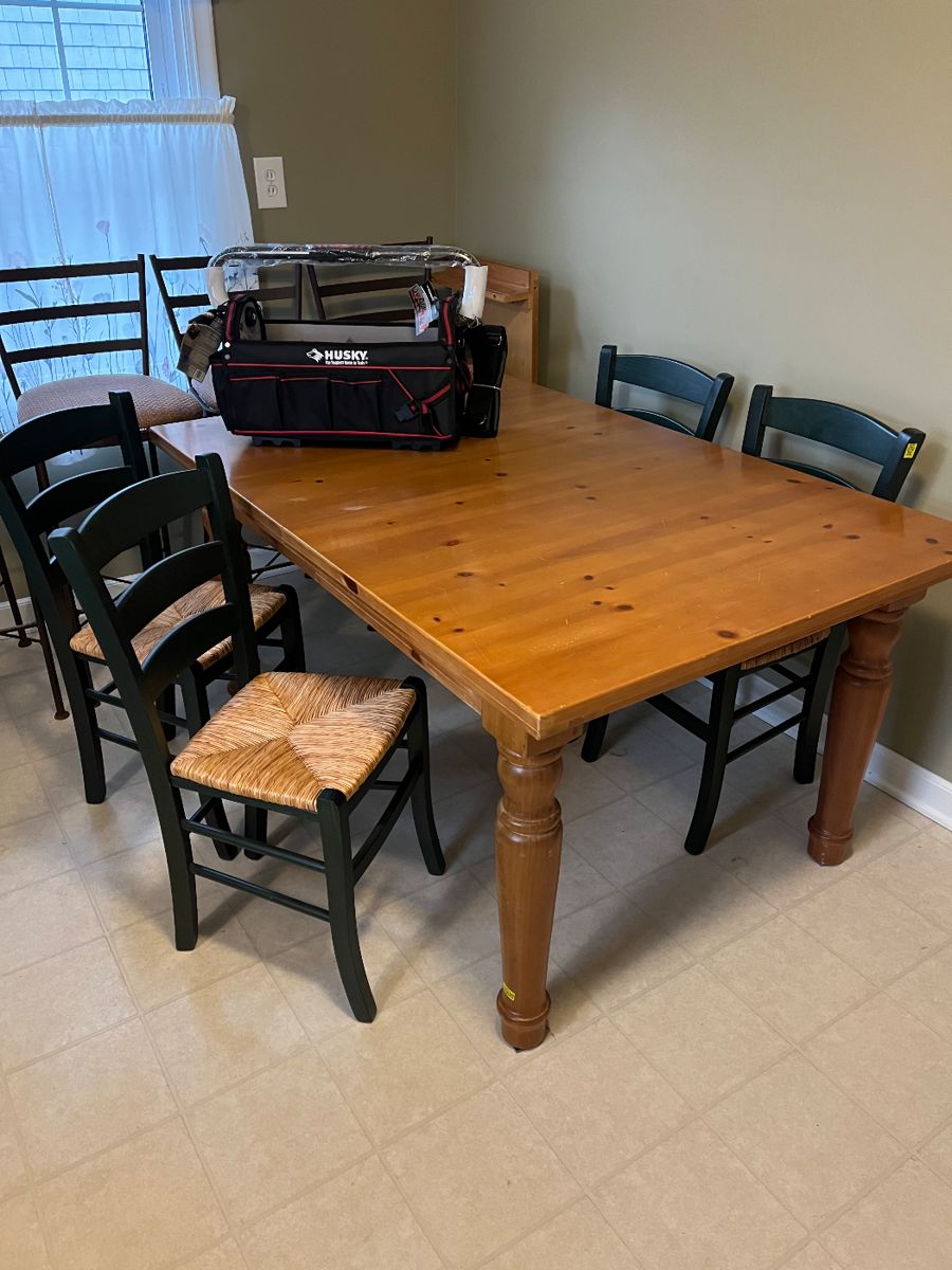 Estate Sale Delivery is free if w/in 20 mi. starts on 12/23/2023