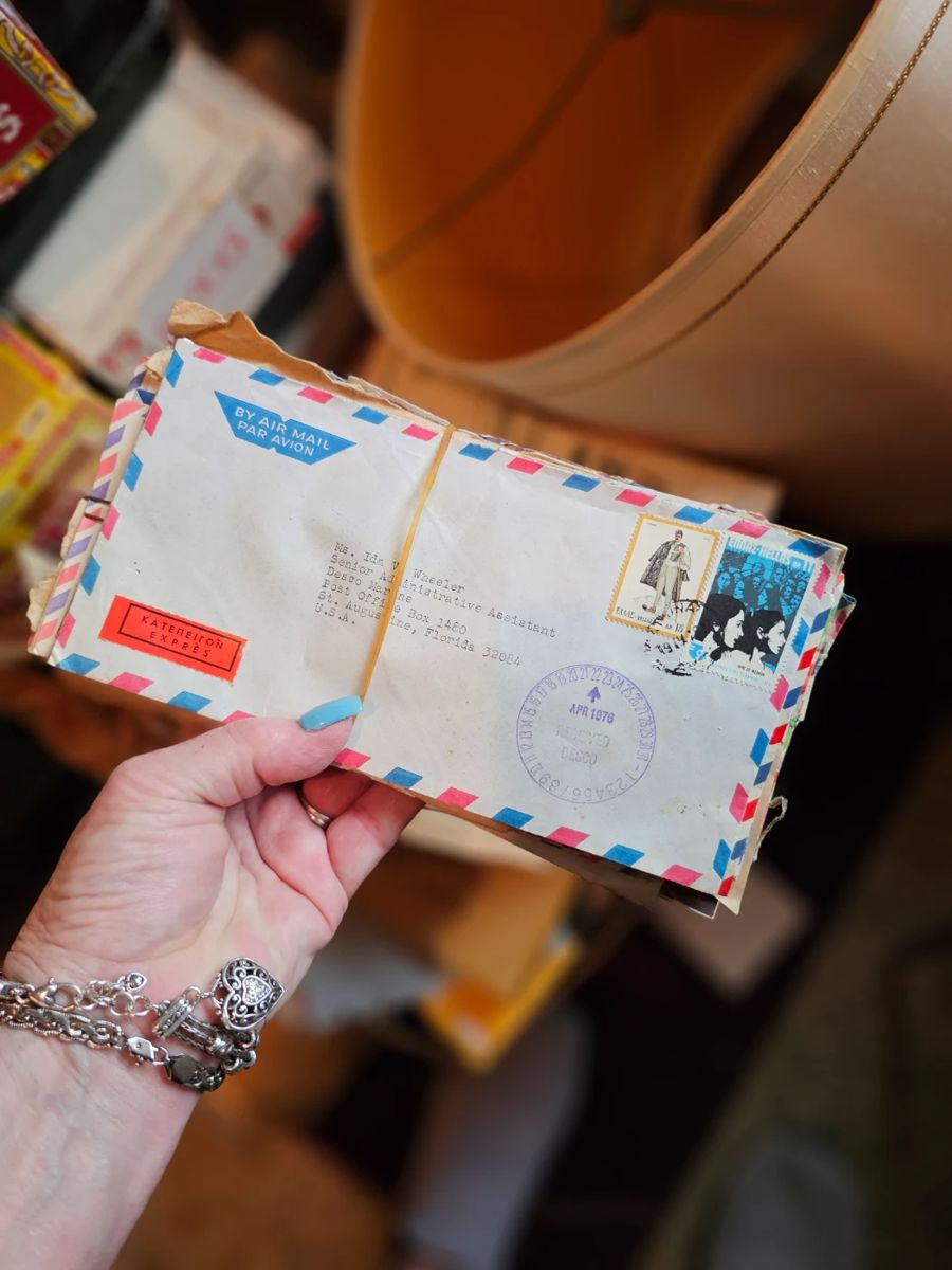 Estate Sale in OrlandoHUGE STAMP COLLECTION! starts on 1/26/2024