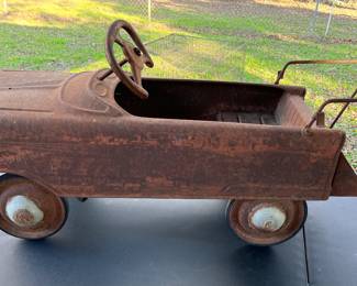 Vintage Metal Fire Chief Pedal Car