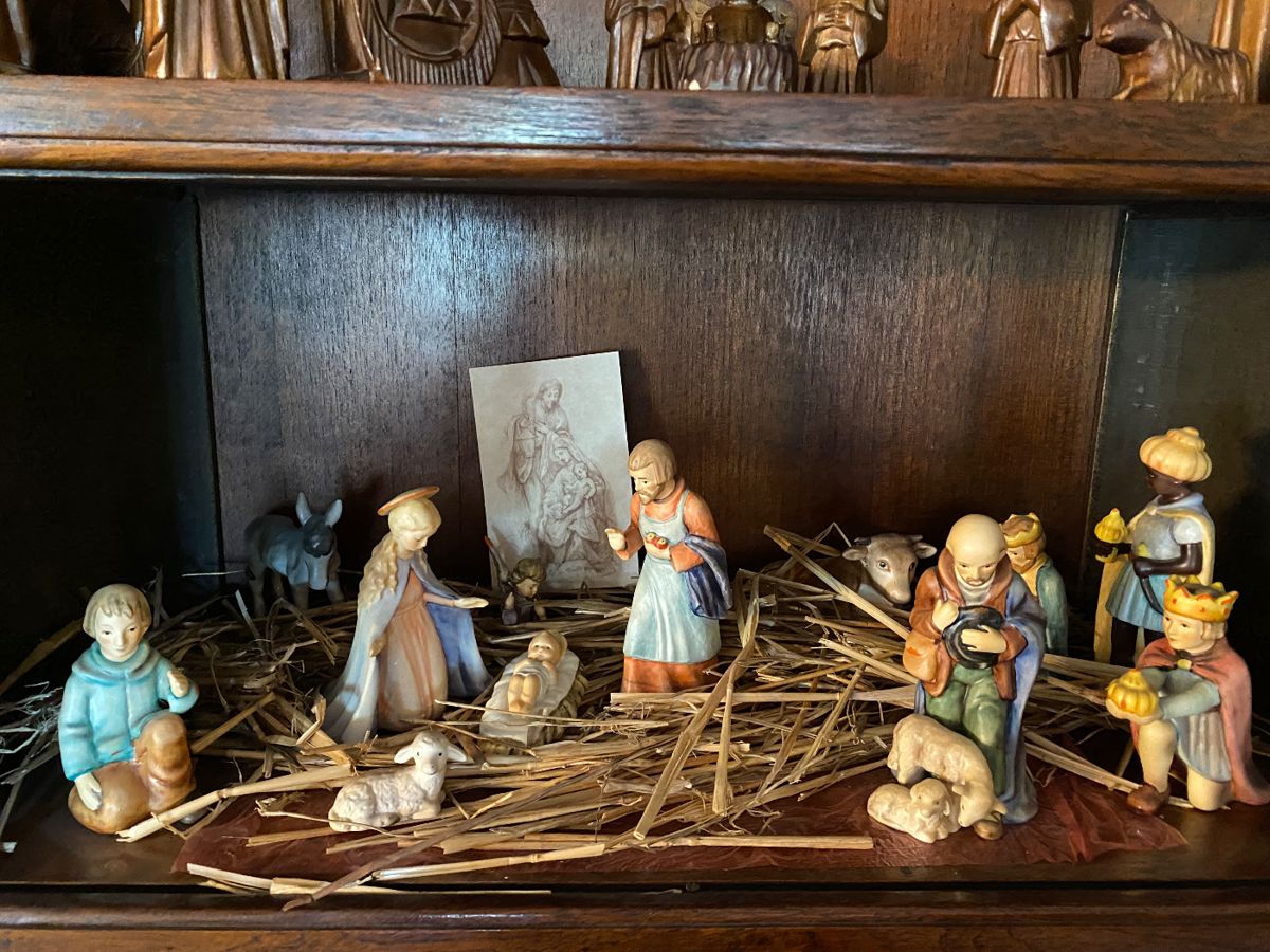 Hummel Nativity Set