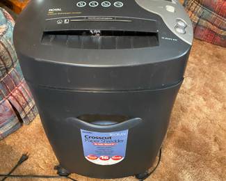 Royal Paper Shredder