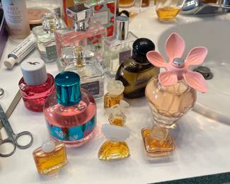 Ladies Perfumes
