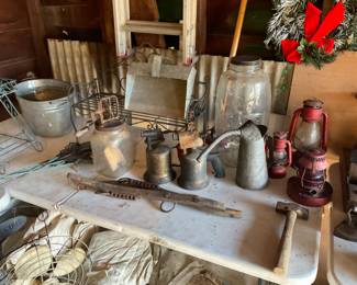 NICE VINTAGE COLLECTIBLES 