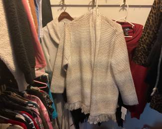 NICE LADIES CLOTHING 