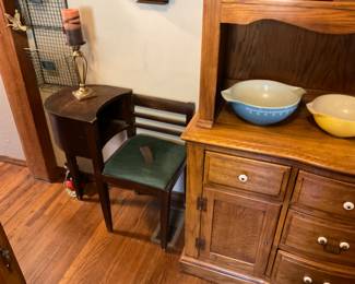 VINTAGE GOSSIP BENCH’