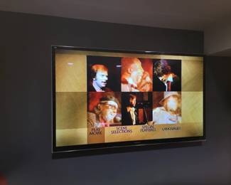 PANASONIC 65" SMART TV